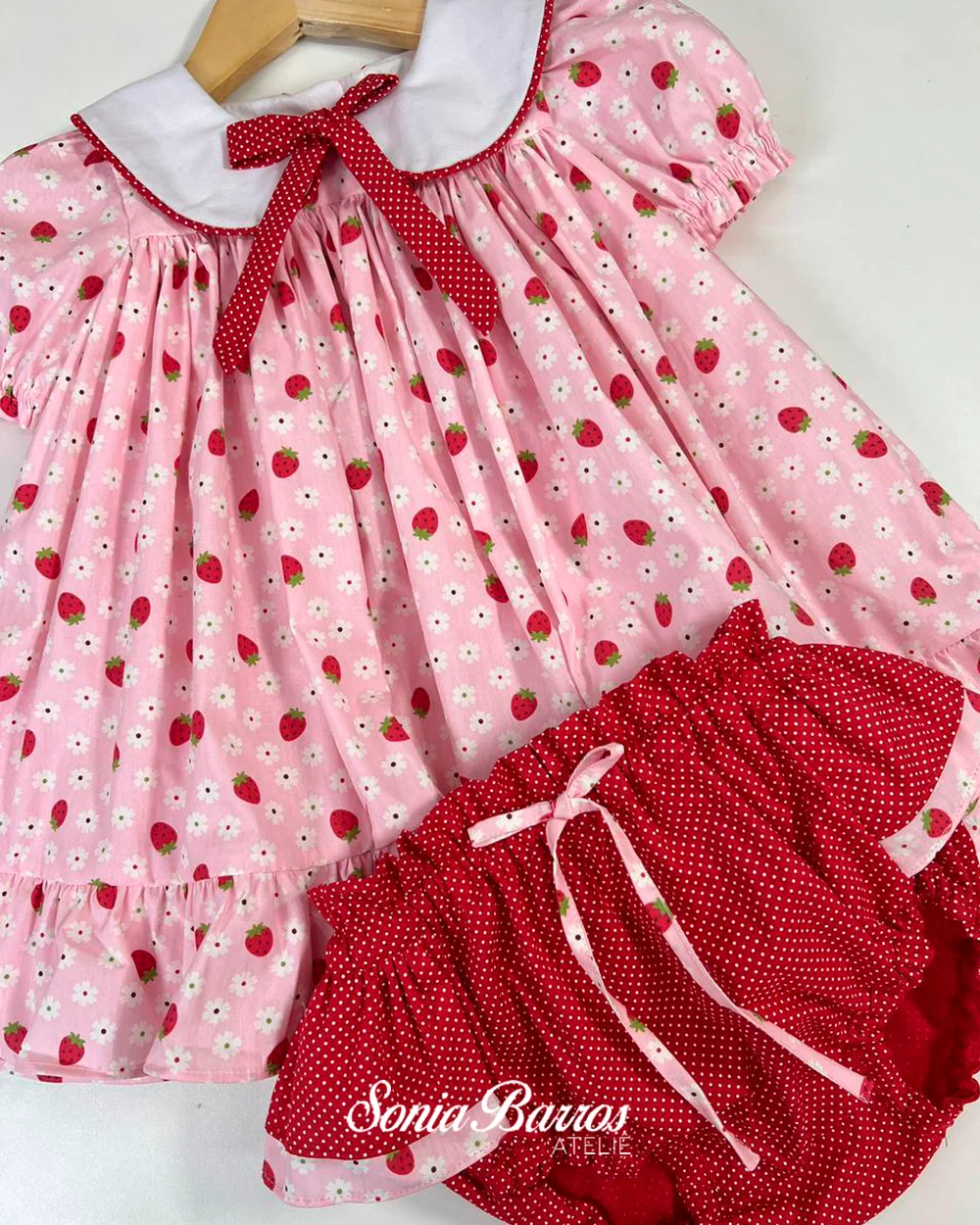 Conjunto com tapa-fraldas